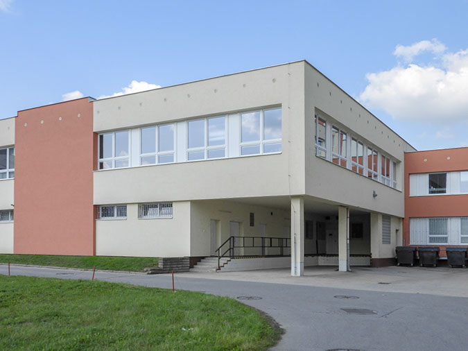 Školy